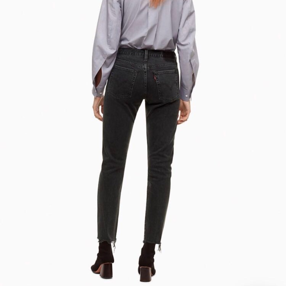 Aritzia x Levi’s wedgie “mine forever”